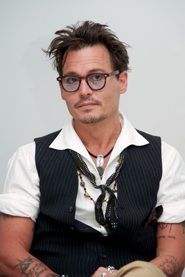 Johnny Depp Poster 2433034