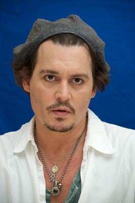 Johnny Depp Poster 2433046