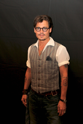 Johnny Depp Poster 2438459