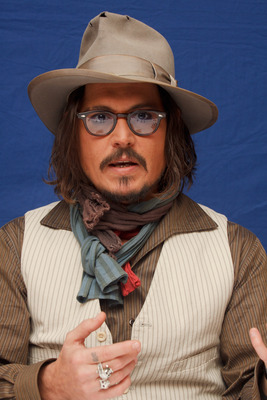 Johnny Depp Poster 2447307
