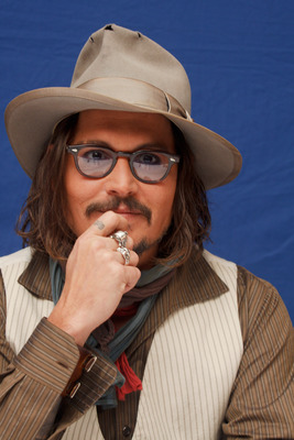 Johnny Depp Poster 2447308