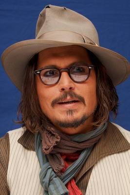 Johnny Depp Poster 2447313