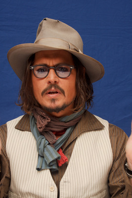 Johnny Depp Poster 2447319
