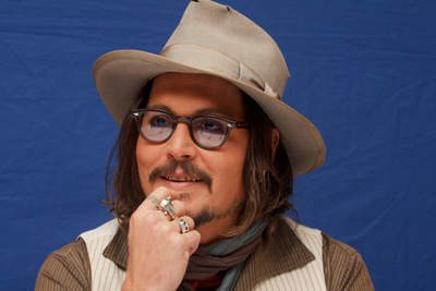 Johnny Depp Poster 2447323