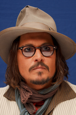 Johnny Depp Poster 2447328