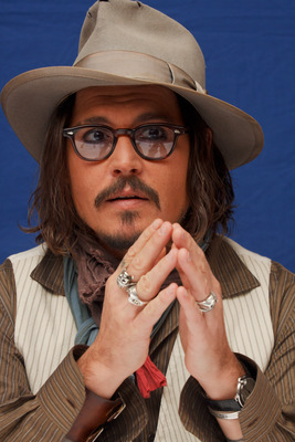 Johnny Depp Poster 2447339