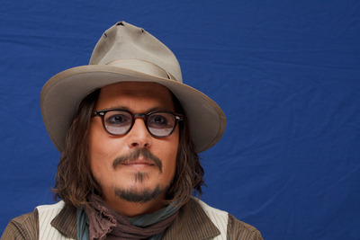 Johnny Depp Poster 2447354