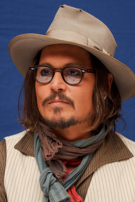 Johnny Depp Poster 2447368