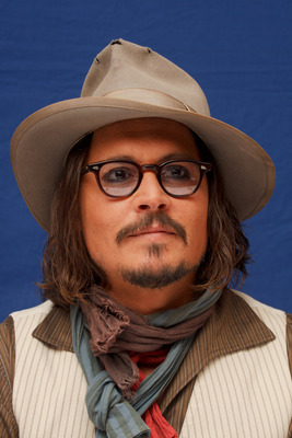 Johnny Depp Poster 2447372