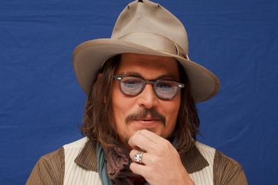 Johnny Depp Poster 2447375