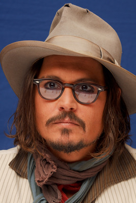 Johnny Depp Poster 2447382