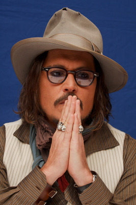 Johnny Depp Poster 2447383