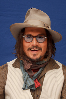 Johnny Depp Poster 2447384