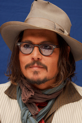 Johnny Depp Poster 2447392