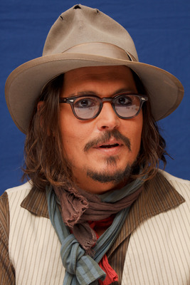 Johnny Depp Poster 2447394