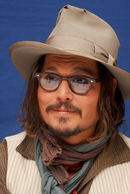 Johnny Depp Poster 2447401