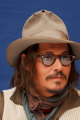 Johnny Depp Poster 2447409