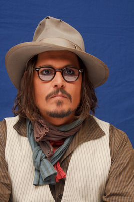 Johnny Depp Poster 2447415