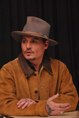 Johnny Depp Poster 2533689