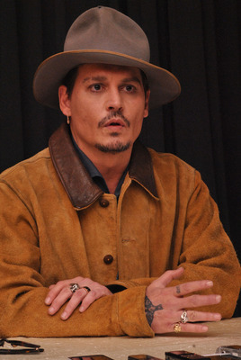 Johnny Depp Poster 2533691