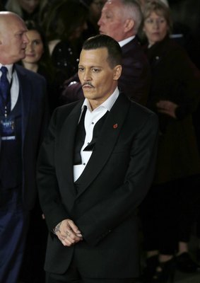 Johnny Depp Poster 2850007
