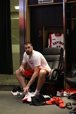 Jonas Valanciunas Poster 3453135