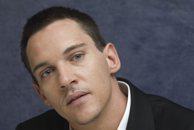 Jonathan Rhys Meyers Poster 2439732