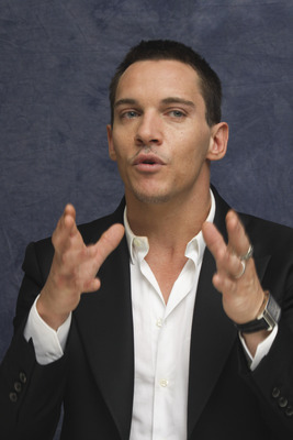 Jonathan Rhys Meyers Poster 2439750