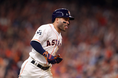 Jose Altuve Poster 3965482