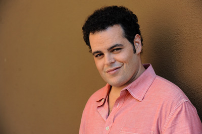 Josh Gad Poster 2350450