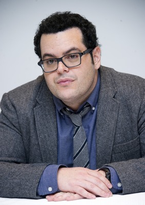 Josh Gad Poster 2460774