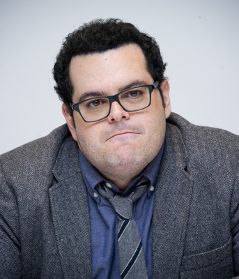 Josh Gad Poster 2460775