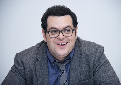 Josh Gad Poster 2460780