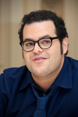 Josh Gad Poster 2471253