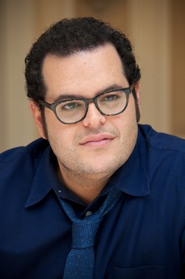 Josh Gad Poster 2471258