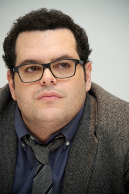 Josh Gad Poster 2471260