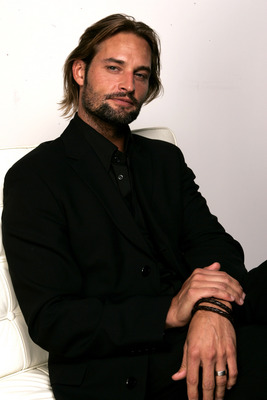 Josh Holloway Poster 2205971