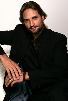 Josh Holloway Poster 2205985