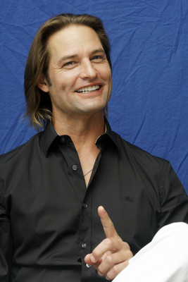 Josh Holloway Poster 2224168