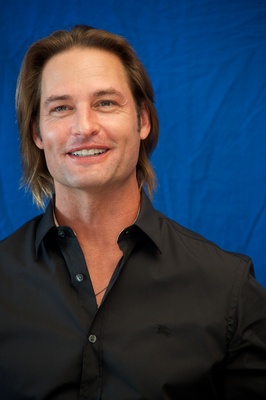Josh Holloway Poster 2224185