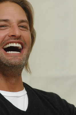Josh Holloway Poster 2248306