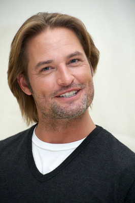 Josh Holloway Poster 2291032