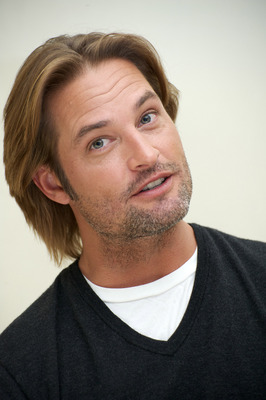Josh Holloway Poster 2291037
