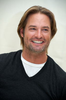 Josh Holloway Poster 2291040