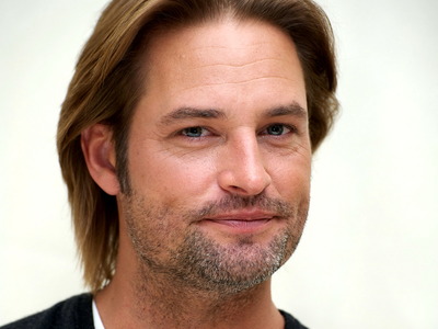 Josh Holloway Poster 2429071