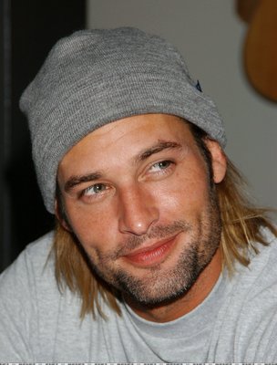 Josh Holloway Poster 2429075
