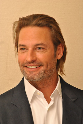 Josh Holloway Poster 2522871