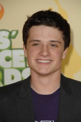 Josh Hutcherson Poster 1524932