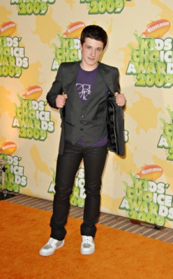 Josh Hutcherson Poster 1524934