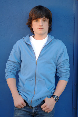 Josh Hutcherson Poster 2193771